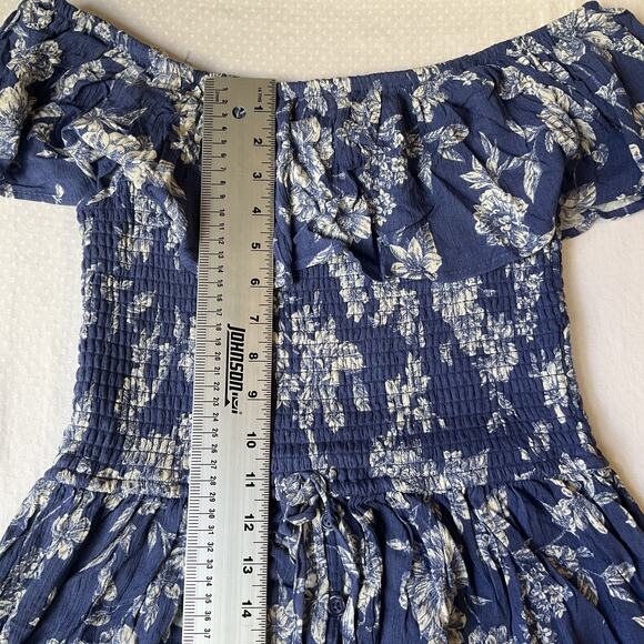 Xhilaration Women Maxi Dress M Blue Floral A-Line Sundress Ruffle Smocked - Picture 8 of 11